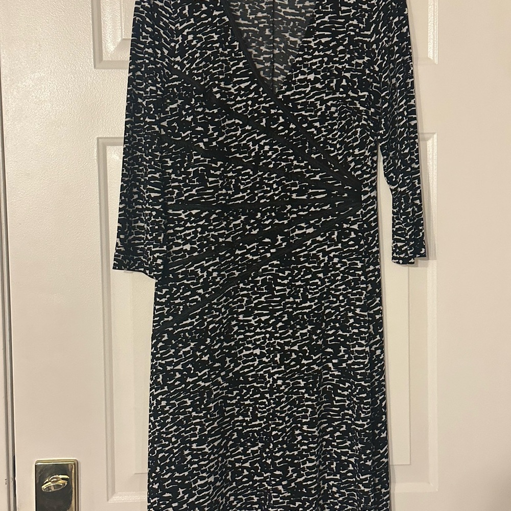 Connected Apparel Black and White Dress